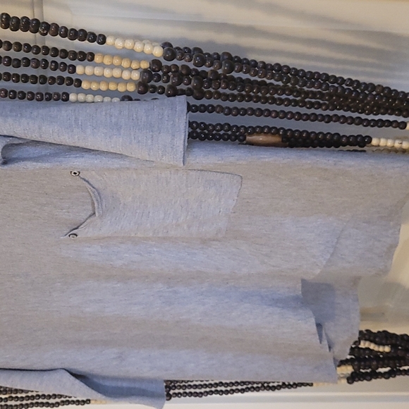 Comfy gray pullover - Picture 2 of 5
